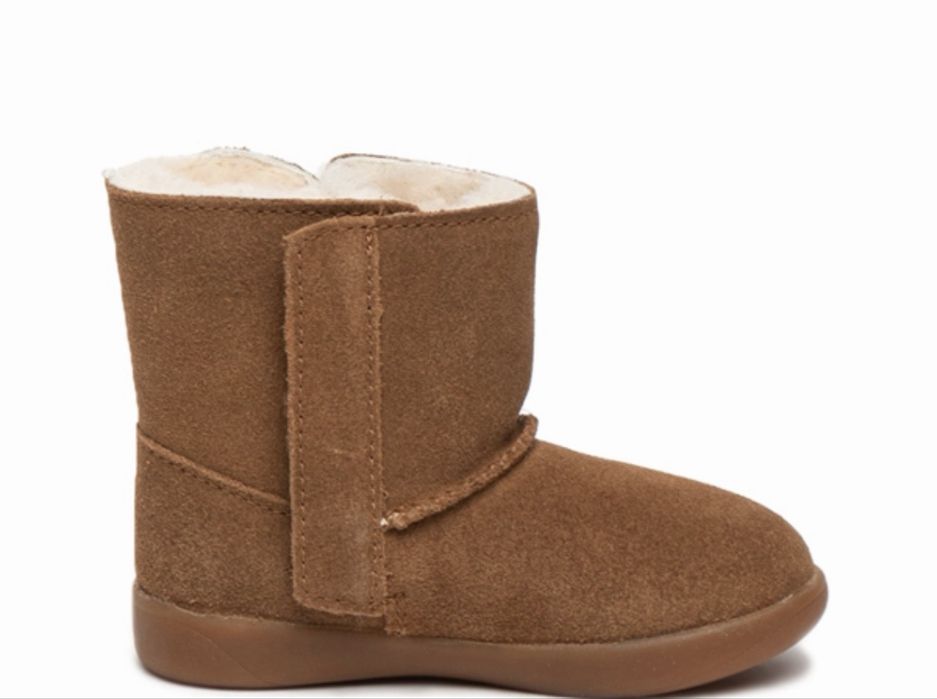 Детски велурени ботуши с вълнена вата UGG