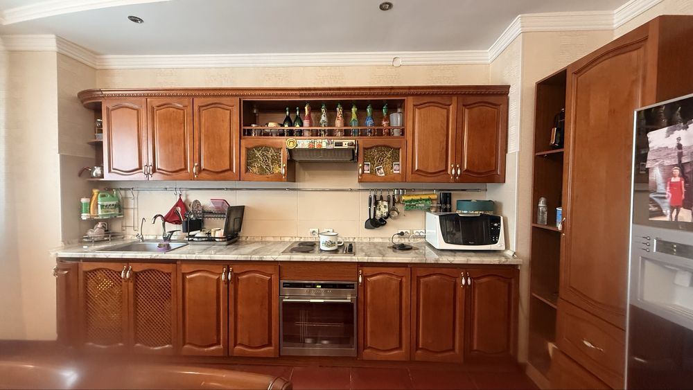 Вся мебель распродается