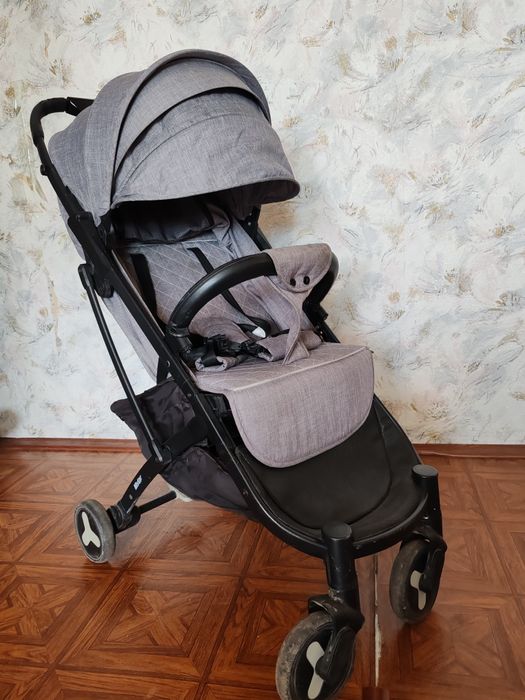 Продам коляску Mstar серая