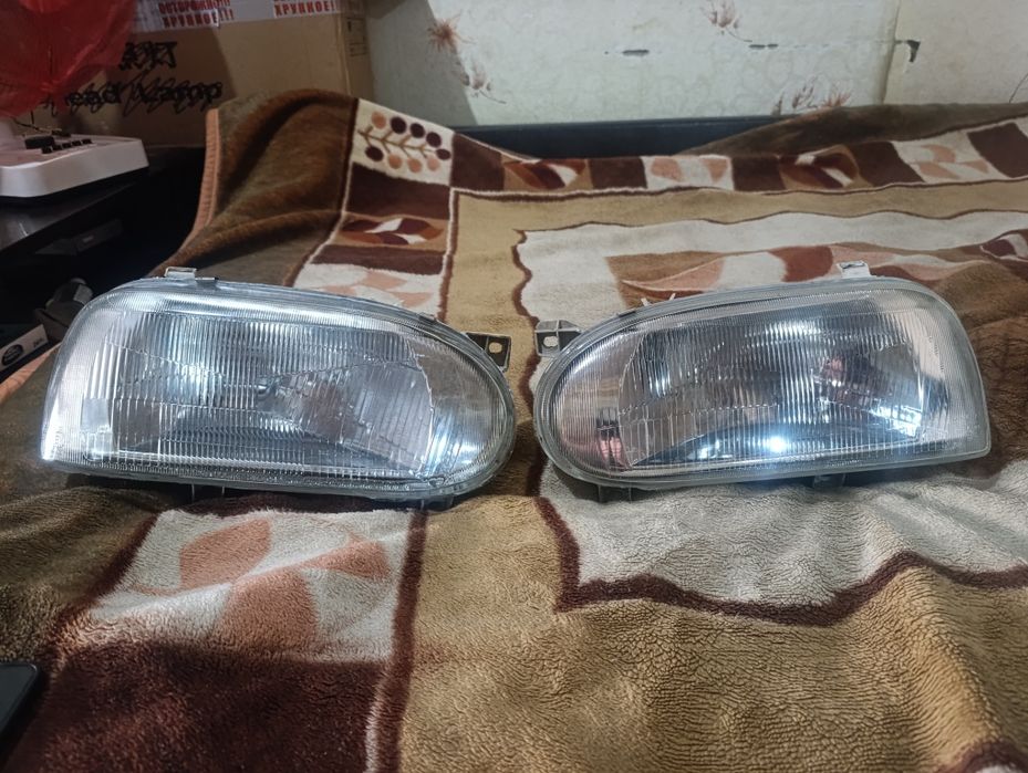 Фары  на Фольксваген гольф 3