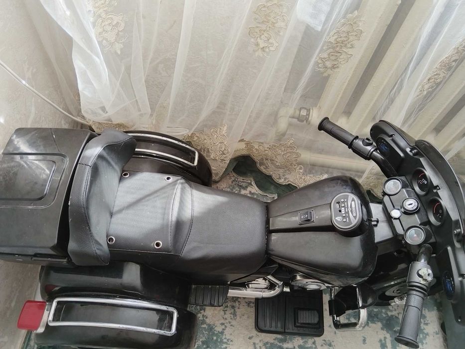 Детски электронные мотоцикл  трех до 6 лет