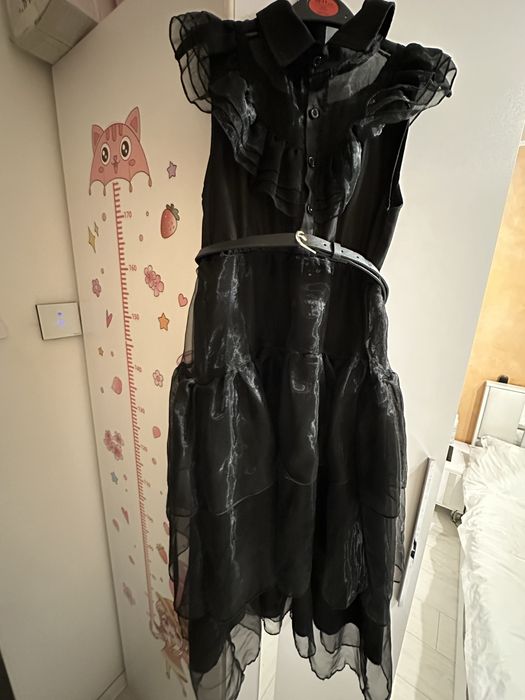 Rochie Wednesday+peruca+curea