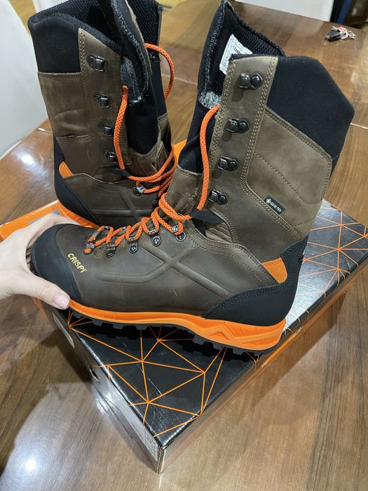 Ловни обувки Crispi