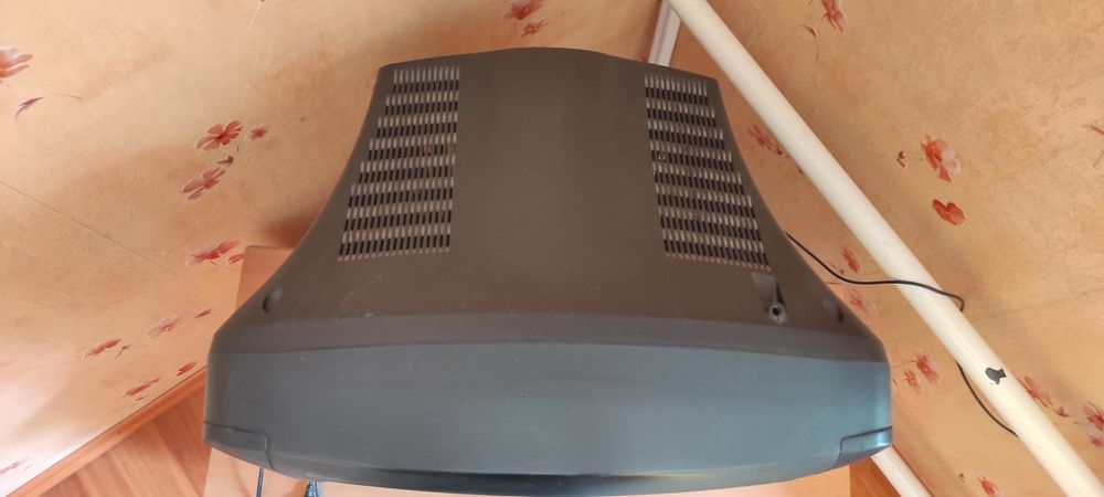 Телевизор LG CT-21DVE