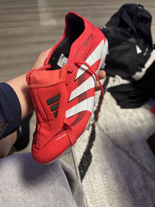 Ghete de fotbal Predator ELITE