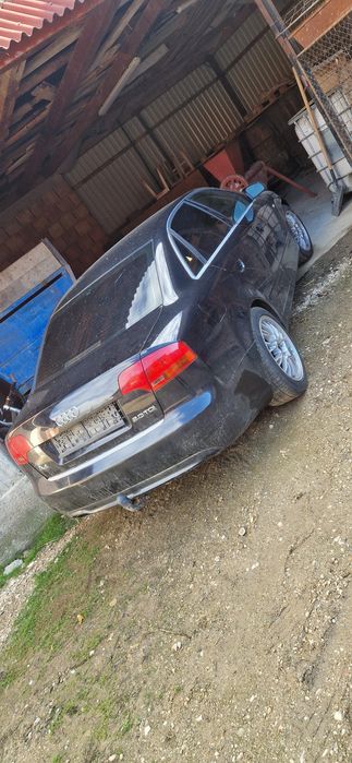 Vând audi A4 b7 Avariat!!