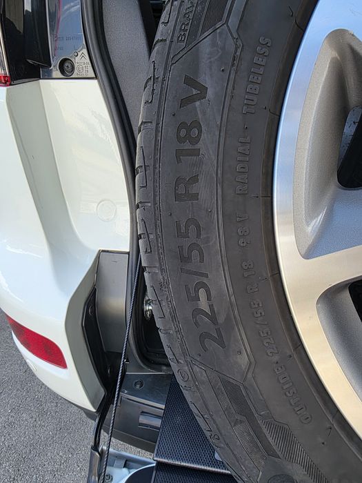 Летни Гуми. 8 мм Грайфер. 225.55.R18.v