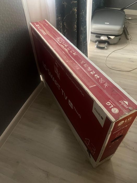 Продам телевизор LG 43LM57 новый