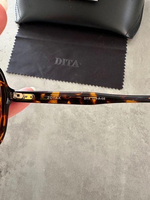 Слънчеви очила Dita