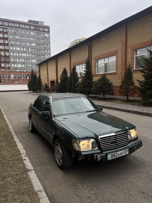 Мерседес w124 е220