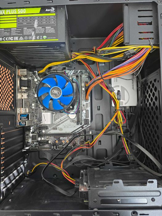 Продам системный блок (Intel Core i5-9400)