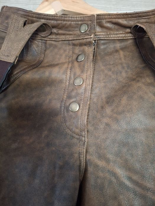 Pantaloni cu bretele piele naturala