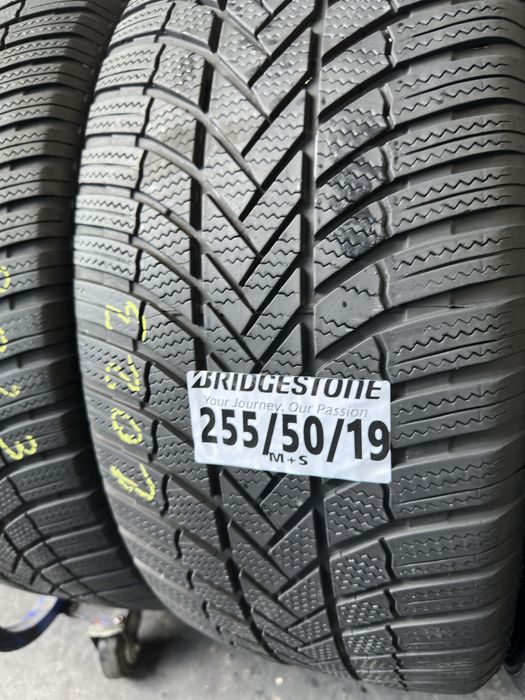 255/50/19 Good Year M+S