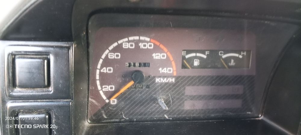 Moshina idiyal haydashga taxlangan