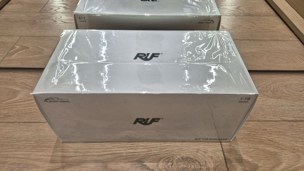 Almost Real 1:18 RUF CTR Anniversary 2017 (Irish Green)