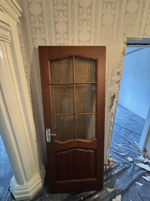 Продам 3 межкомнатные  двери