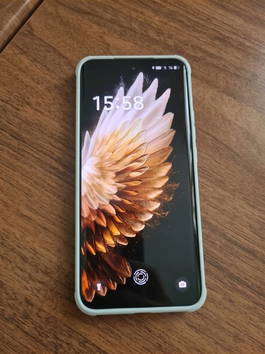 Продам смартфон Tecno Spark 40 Pro Plus