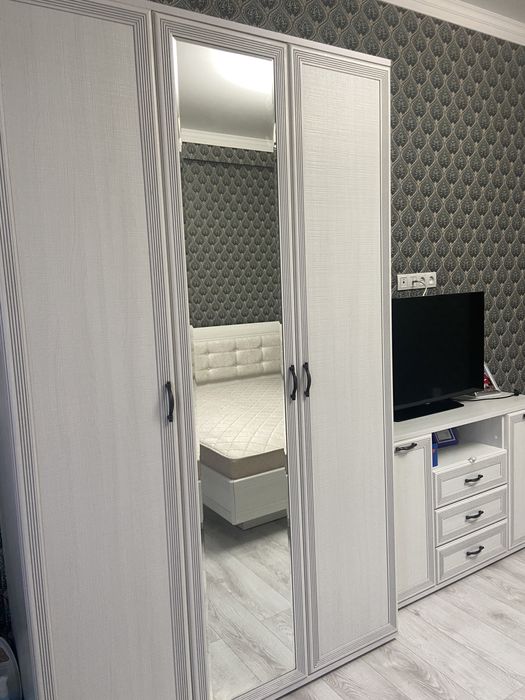 продам спальный гарнитур