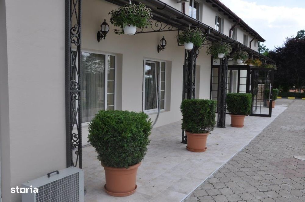 Complex Turistic Cazare, Salon Evenimente, Terenuri Sport