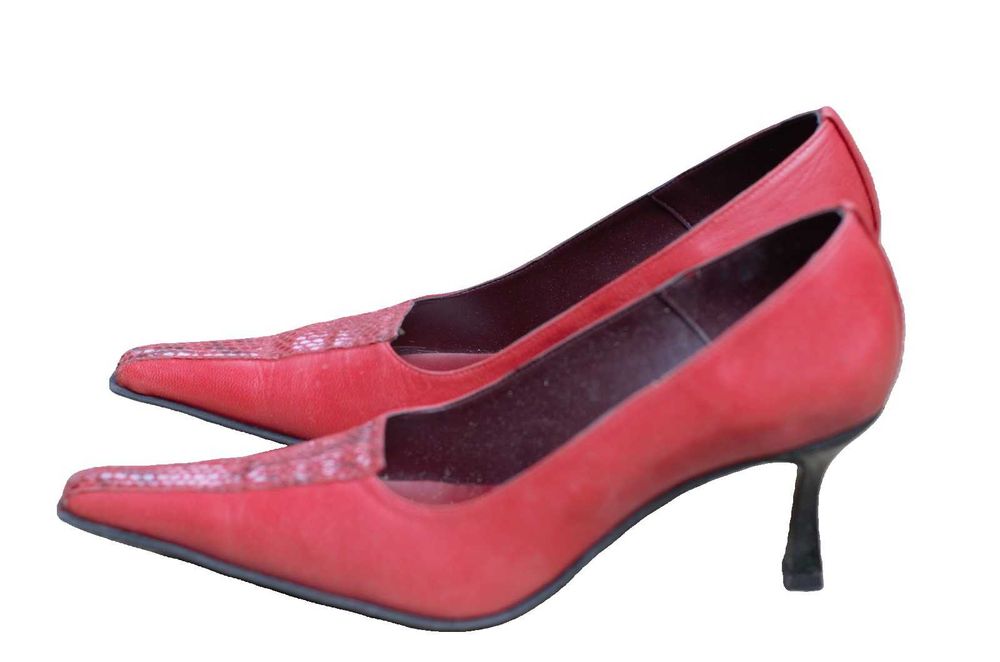 Pantofi rosii 39