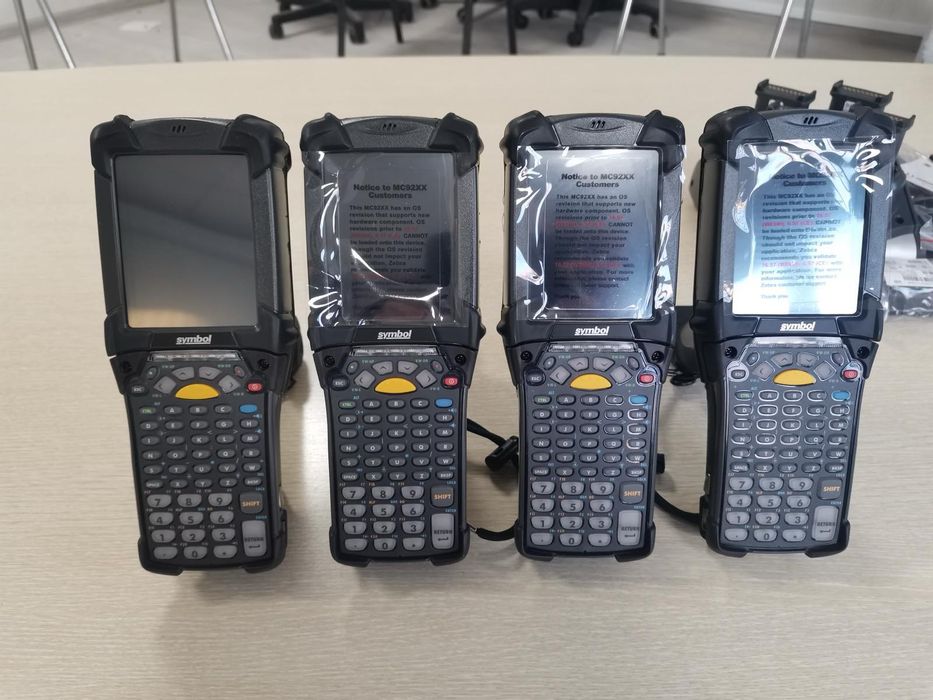 Zebra Symbol MC9200 / MC92N0 + зарядни станции и батери