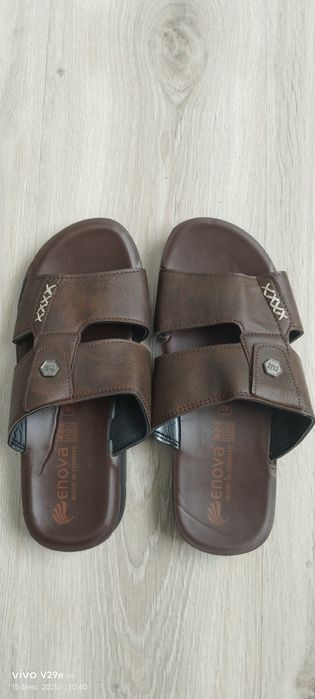 Продам новую обувь