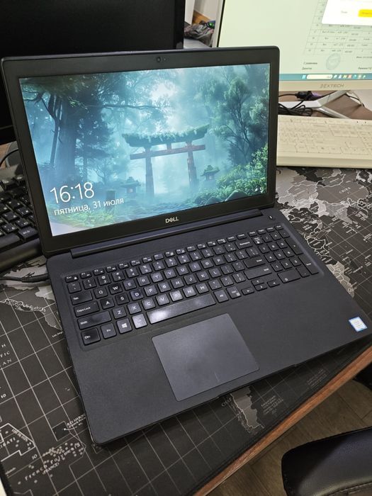 Dell latitude 3500 core i5   8 gen
