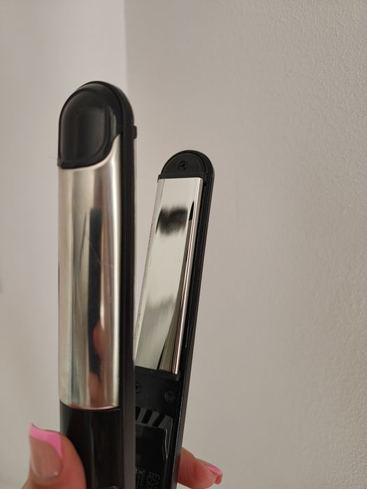 Placă de întins părul