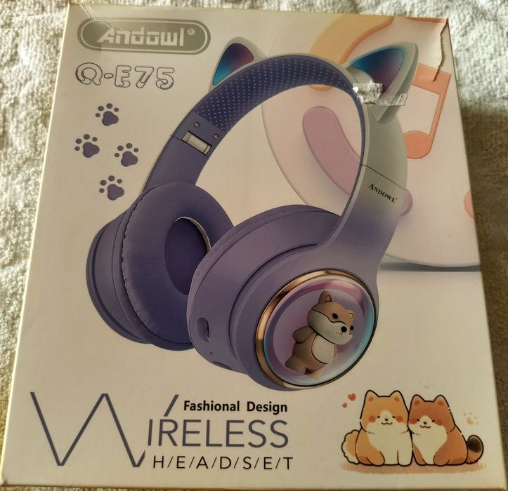 Căști audio wireless  cu urechiușe de  pisicuță