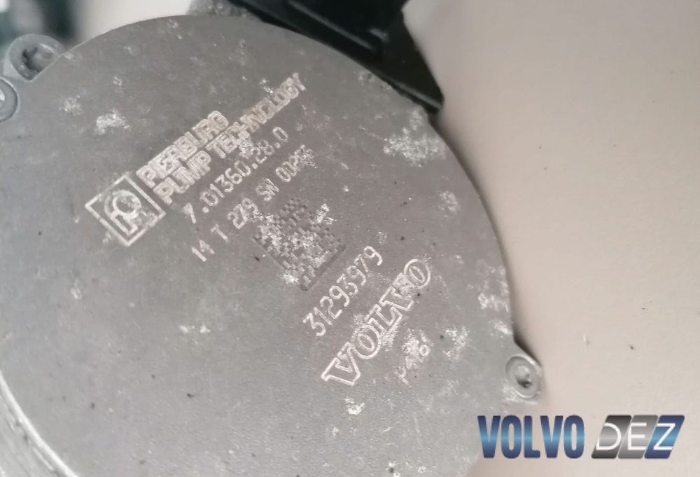 Pompa circulara auxiliara VOLVO V60 31293979
