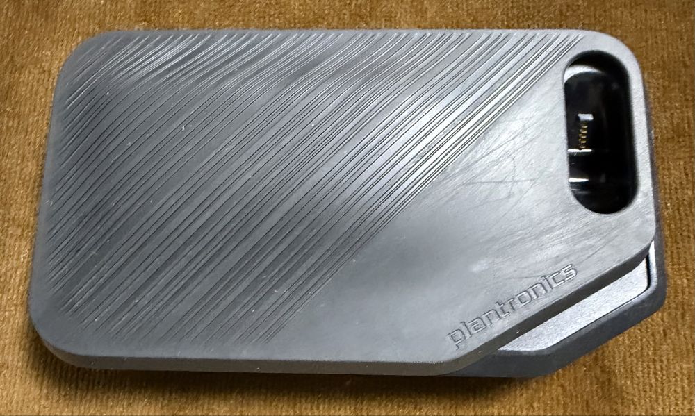 Vand cutie incarcare casca plantronics voyager 5200