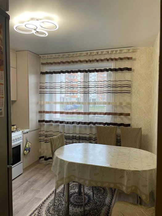 Продам  2-ком квартиру Аэропорт