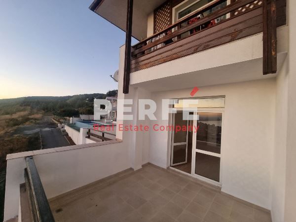 Продава се Тристаен апартамент в Свети Влас - 88 кв.м за 1000 €/кв.м - Снимка #2