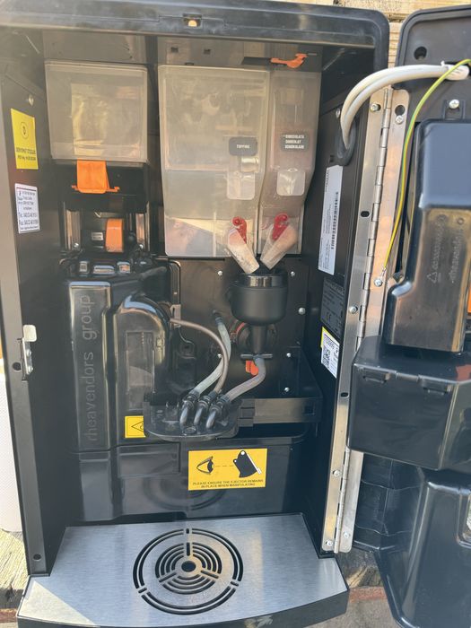 Кафеавтомат с 12 селекции и монетник