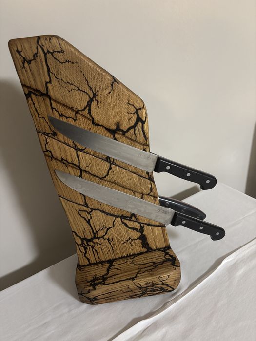 Магнитна поставка за ножове