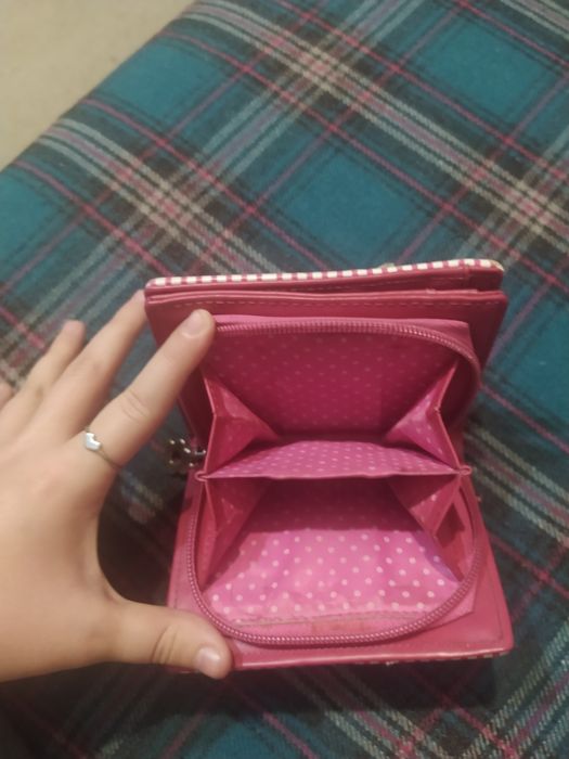 Кошелек широкий красивый