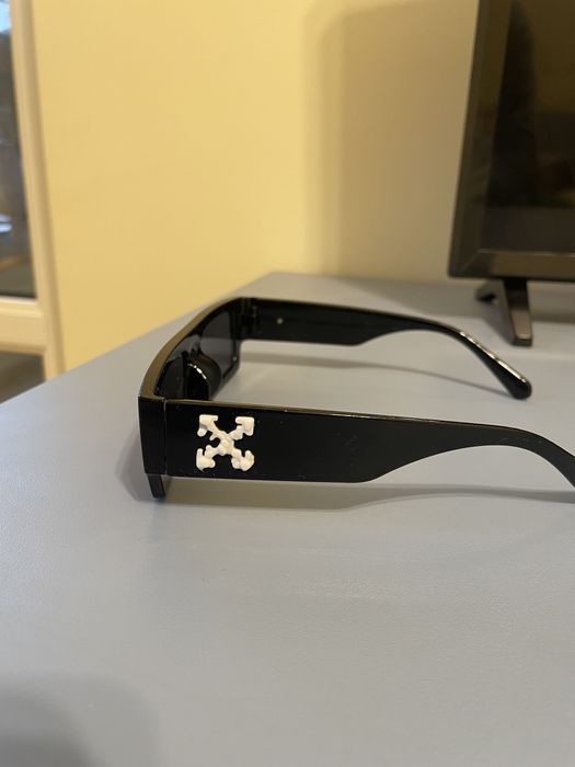 Off-White слънчеви очила черни