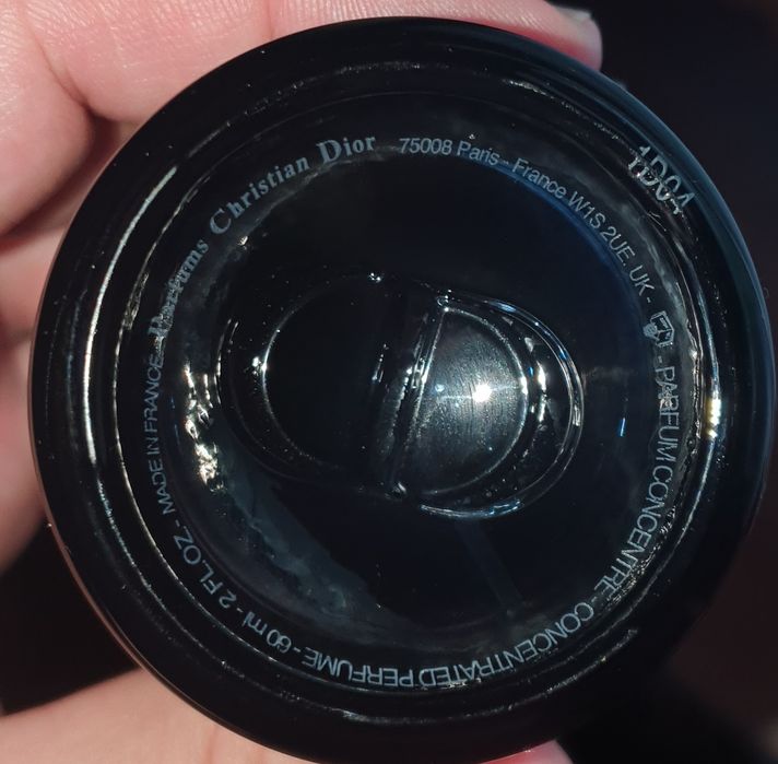 Vând Parfum Christian Dior Sauvage Elixir 60Ml extract de parfum.