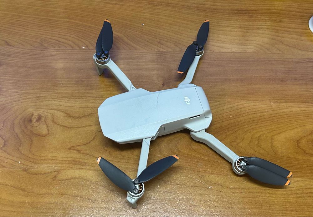 Dji mini 2 с дистанционно