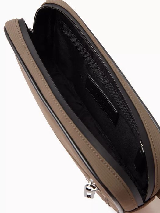 Оригинална мъжка чанта за кръст Emporio Armani EM000088 AF13841 U6299