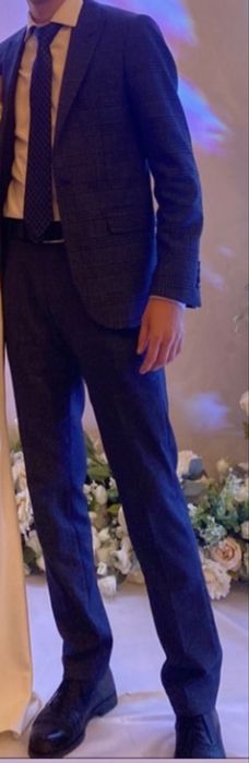 Продам костюм двойку