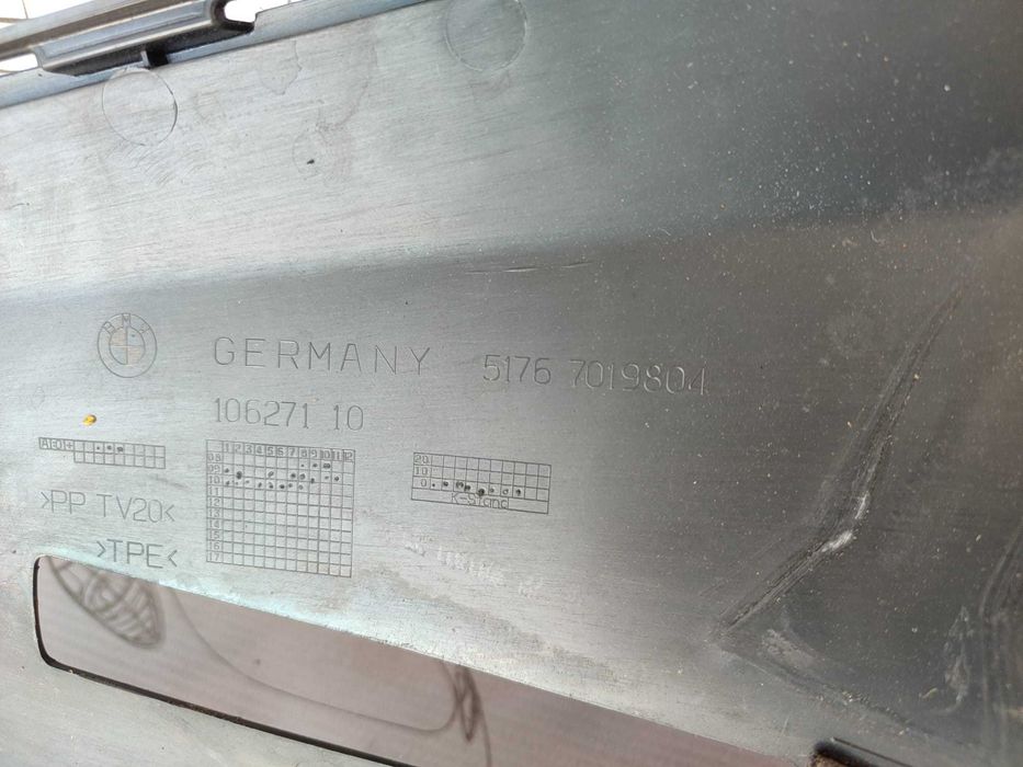 Localizator Etansare Fata Dreapta / Ghidaj Bara Sub Far BMW Seria 5 (F11) Break 2009–2017 / Cod OEM 5176 7019803 (4I2)