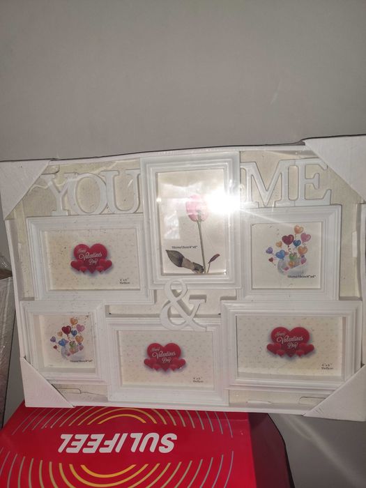 Продават се рамки за снимки