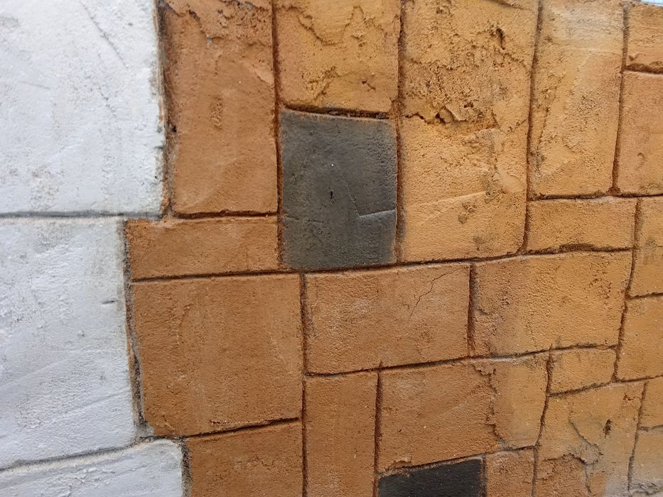 Garduri beciuri beton, fose, dulgherie, zidărie, tencuiala sculptată, amenajări beciur beton amprentat