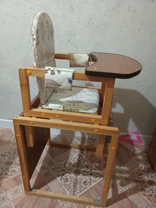 Стульчик для кормления 2 в 1.