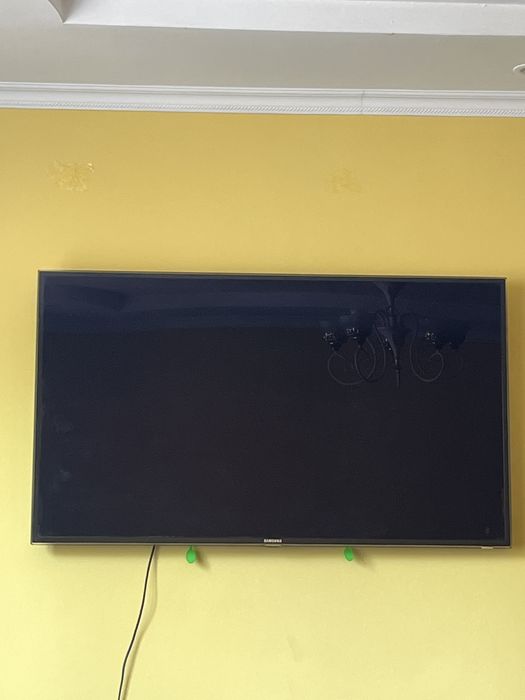 Продам телевизор