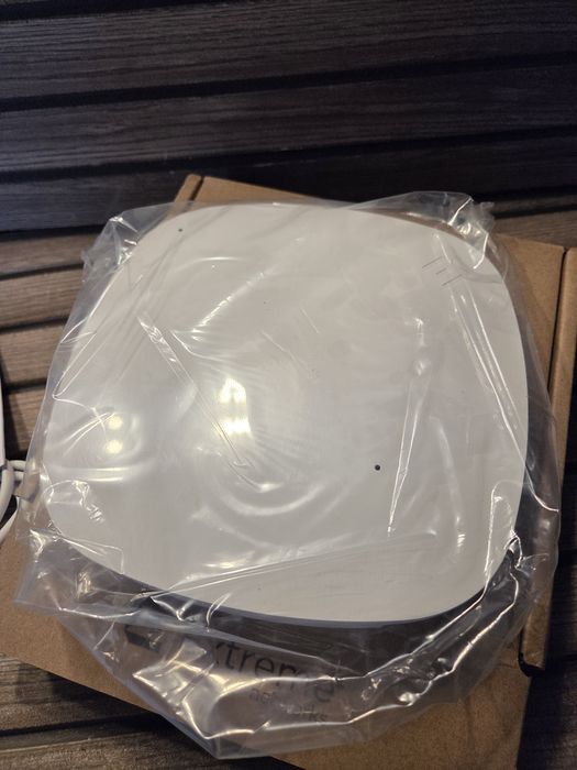 Access Point profesional/enterprise Extreme Networks AP4000-WW WiFi 6E 3.9Gbps – NOU complet