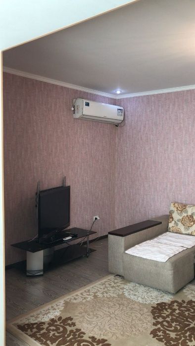 Сдам 3 км. квартиру, район Мега Центра