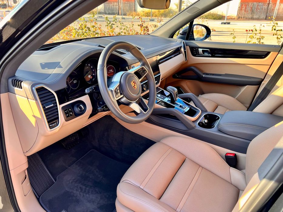 Porsche Cayenne E-Hybrid 580 bhp | Akrap | Pano | Soft | Air | Burmstr