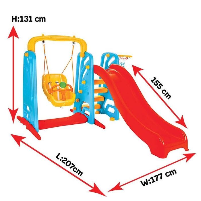 Spatiu de joaca cu tobogan si leagan Wavy Slide.